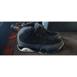 Air Jordan Retro 9 Black/Blue Sneakers